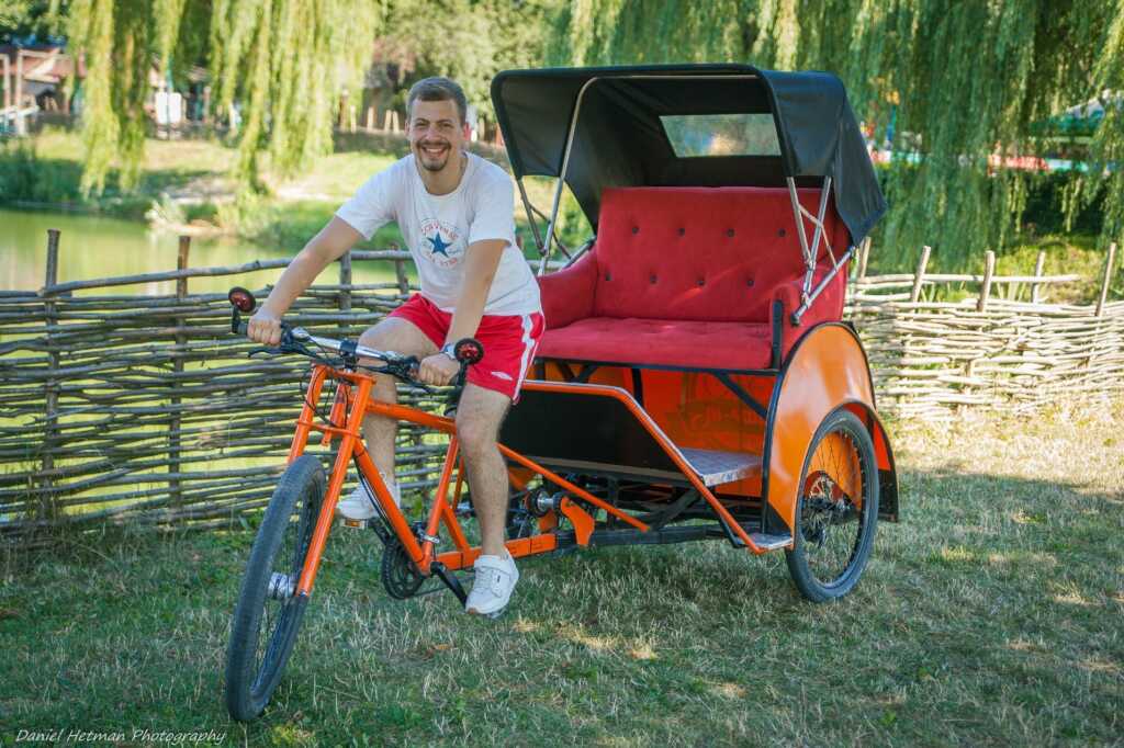 Відкриваємо велотаксі